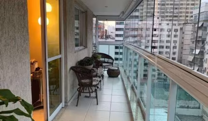 Ótimo apartamento na Rua Cinco de Julho 267 em Icaraí.