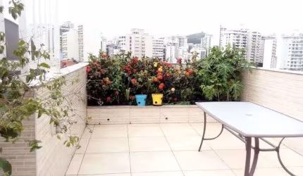 Cobertura bem localizada em Icaraí com 5 quartos