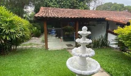 Excelente Casa em Condomínio em Pendotiba