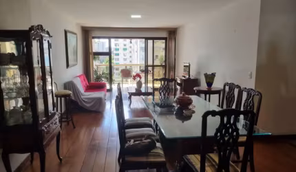 Excelente Apartamento de Altíssimo Padrão em Icarai
