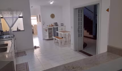 Sobrado para Venda em Santo André, Vila Alice, 3 dormitórios, 1 suíte, 3 banheiros, 8 vagas