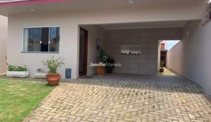 Casa para Venda em Peruíbe, Bairro São José (lado praia), 3 dormitórios, 2 suítes, 1 banheiro, 3 vagas