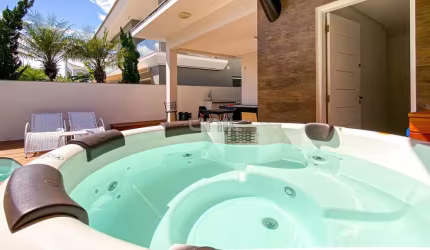 Casa com 4 quartos à venda na Rua dos Moréias, 380, Jurerê, Florianópolis, 199 m2 por R$ 2.600.000