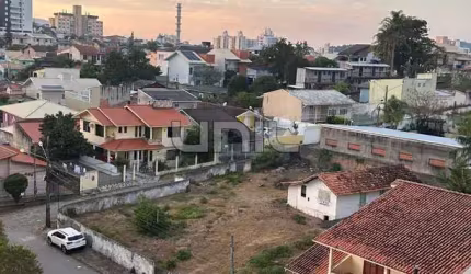 Terreno à venda na Rua Luiz Carlos Prestes, 294, Estreito, Florianópolis por R$ 1.200.000