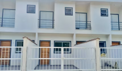 Casa de condomínio Fechado em Caraguatatuba-SP