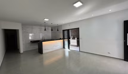 Casa com 3 quartos, 4 banheiros, 3 vagas- Caraguatatuba-SP