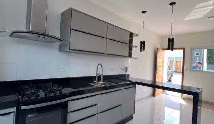 Casa de condominio fechado para locação 2 quartos, 2  banheiros em Caraguatatuba-SP
