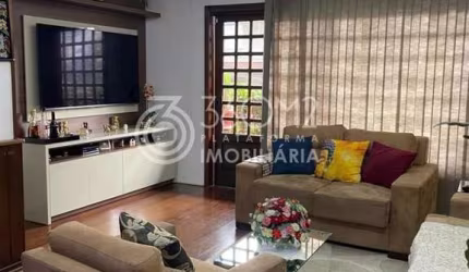 Sobrado para Venda em São Caetano do Sul, Santa Maria, 4 dormitórios, 1 suíte, 5 banheiros, 2 vagas
