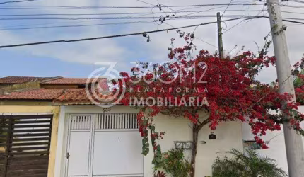 Casa para Venda em Itanhaém, Vila Loty, 2 dormitórios, 1 suíte, 2 banheiros, 2 vagas