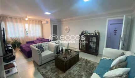 Apartamento para aluguel, 4 quartos, 2 suítes, 2 vagas, Fundinho - Uberlândia/MG
