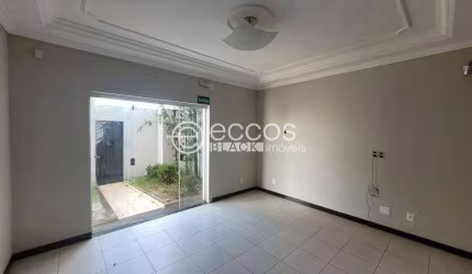 Casa para aluguel, 7 quartos, 1 suíte, 5 vagas, Presidente Roosevelt - Uberlândia/MG