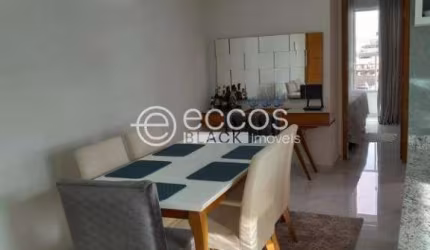 Apartamento à venda, 2 quartos, 1 suíte, 1 vaga, Osvaldo Rezende - Uberlândia/MG