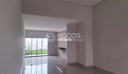 Casa à venda, 3 quartos, 1 suíte, 4 vagas, Cidade Jardim - Uberlândia/MG