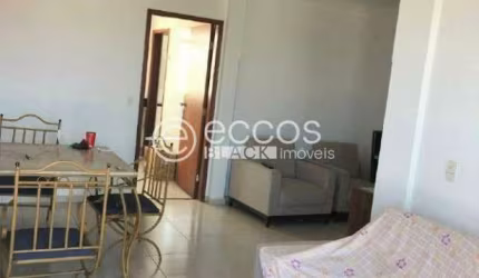 Apartamento à venda, 3 quartos, 1 suíte, 3 vagas, Osvaldo Rezende - Uberlândia/MG