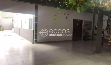 Casa à venda, 3 quartos, 1 suíte, 2 vagas, Jardim Europa - Uberlândia/MG