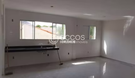 Apartamento à venda, 3 quartos, 1 suíte, 2 vagas, Dona Zulmira - Uberlândia/MG