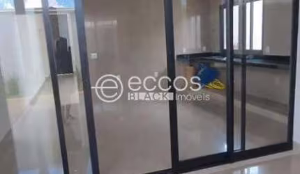 Casa em condomínio à venda, 3 quartos, 3 suítes, 2 vagas, Novo Mundo - Uberlândia/MG
