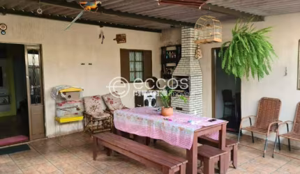 Casa à venda, 3 quartos, 1 suíte, 1 vaga, Morumbi - Uberlândia/MG