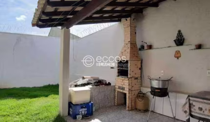 Casa à venda, 4 quartos, 1 suíte, 2 vagas, Jardim Veneza - Uberlândia/MG