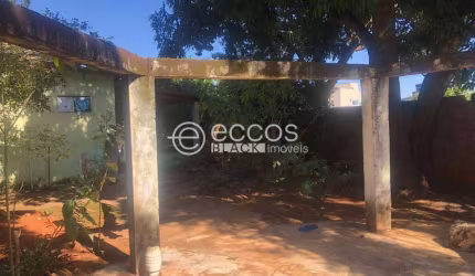 Chácara à venda, 3 quartos, 1 suíte, Mansões Aeroporto - Uberlândia/MG