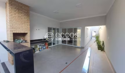 Casa em condomínio à venda, 3 quartos, 3 suítes, 4 vagas, Novo Mundo - Uberlândia/MG