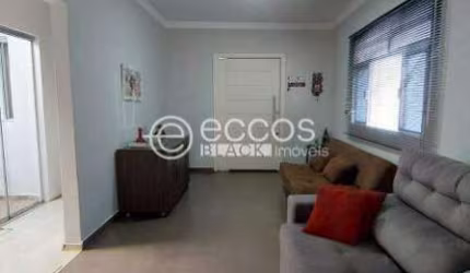 Casa à venda, 3 quartos, 2 suítes, 2 vagas, Martins - Uberlândia/MG