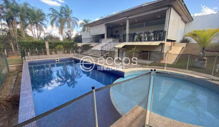 Casa em condomínio para aluguel, 6 quartos, 3 suítes, 4 vagas, Tocantins - Uberlândia/MG