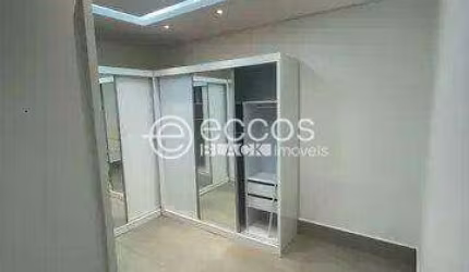 Casa à venda, 3 quartos, 1 suíte, 2 vagas, Presidente Roosevelt - Uberlândia/MG