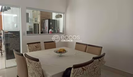 Casa à venda, 3 quartos, 1 suíte, 2 vagas, Jardim Europa - Uberlândia/MG