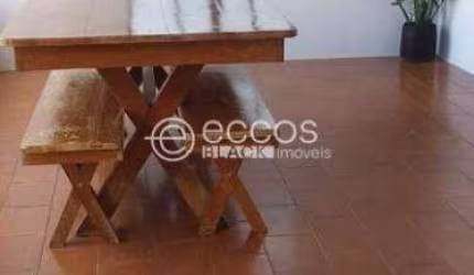 Casa à venda, 4 quartos, 2 vagas, Jardim Canaã - Uberlândia/MG