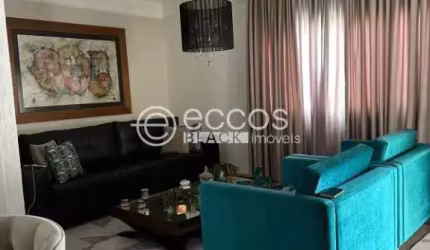 Casa à venda, 3 quartos, 1 suíte, 2 vagas, Santa Rosa - Uberlândia/MG