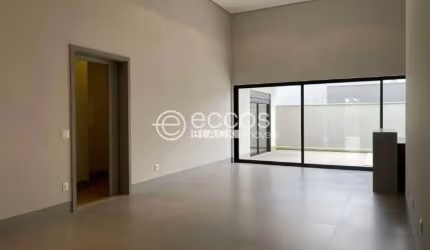 Casa em condomínio à venda, 3 quartos, 3 suítes, 2 vagas, Laranjeiras - Uberlândia/MG