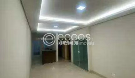 Casa à venda, 2 quartos, 1 suíte, 2 vagas, Jardim Europa - Uberlândia/MG