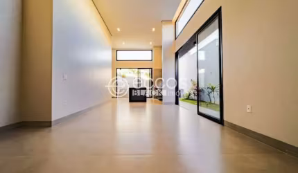 Casa em condomínio à venda, 4 quartos, 4 suítes, 2 vagas, Granja Marileusa - Uberlândia/MG