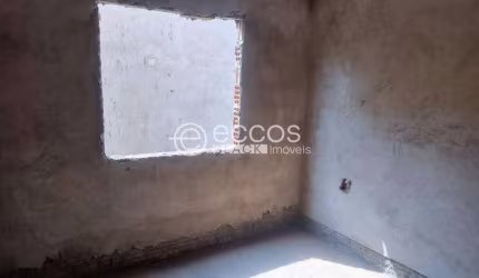 Casa à venda, 3 quartos, 2 vagas, Laranjeiras - Uberlândia/MG