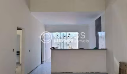 Casa à venda, 3 quartos, 2 suítes, 4 vagas, Novo Mundo - Uberlândia/MG