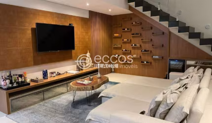 Casa à venda, 3 quartos, 3 suítes, 3 vagas, Jardim Karaíba - Uberlândia/MG