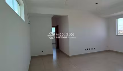 Apartamento à venda, 2 quartos, 1 suíte, 1 vaga, Carajás - Uberlândia/MG