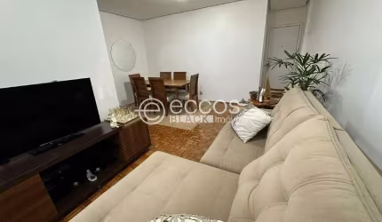 Apartamento à venda, 3 quartos, 1 suíte, 1 vaga, Umuarama - Uberlândia/MG