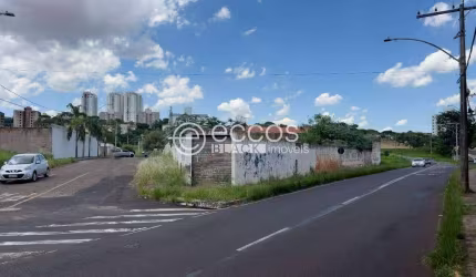 Terreno à venda, Tubalina - Uberlândia/MG