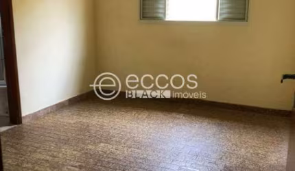 Casa à venda, 3 quartos, 1 suíte, 1 vaga, Osvaldo Rezende - Uberlândia/MG