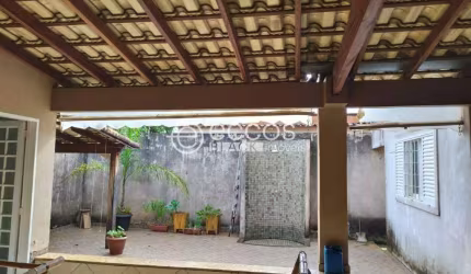Casa à venda, 4 quartos, 2 vagas, Laranjeiras - Uberlândia/MG