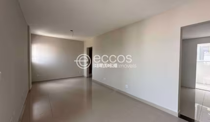 Apartamento à venda, 3 quartos, 1 suíte, 2 vagas, Cidade Jardim - Uberlândia/MG