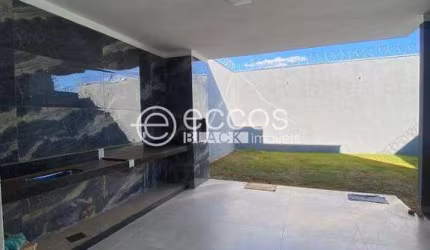 Casa à venda, 3 quartos, 3 suítes, 2 vagas, Novo Mundo - Uberlândia/MG