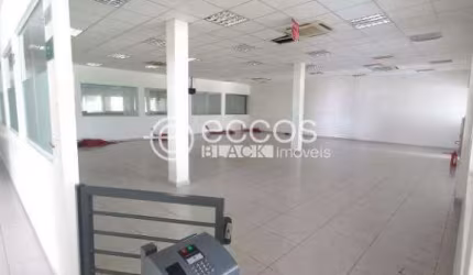 Imóvel Comercial para aluguel, 49 vagas, Brasil - Uberlândia/MG