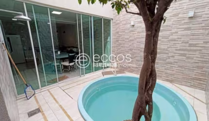 Casa para aluguel, 3 quartos, 1 suíte, Brasil - Uberlândia/MG