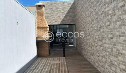 Casa à venda, 2 quartos, 1 suíte, 4 vagas, Jardim Brasília - Uberlândia/MG