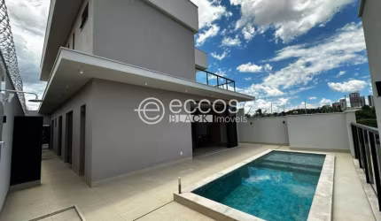 Casa à venda, 4 quartos, 3 suítes, 4 vagas, Jardim Inconfidência - Uberlândia/MG