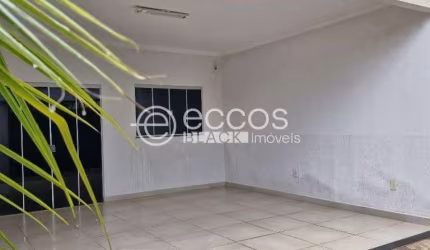Casa à venda, 3 quartos, 1 suíte, 2 vagas, Jardim Holanda - Uberlândia/MG