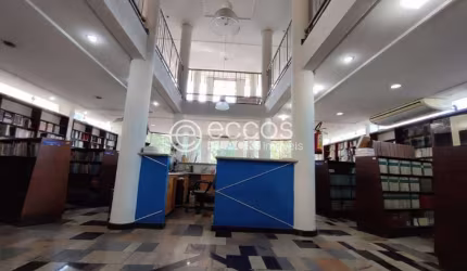 Imóvel Comercial para aluguel, 3 vagas, Santa Maria - Uberlândia/MG